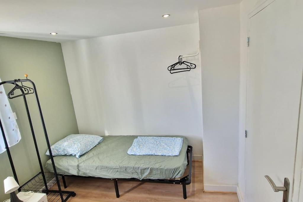 Maison Aurillac - 2 Chambres - Parking Gratuit Bagian luar foto